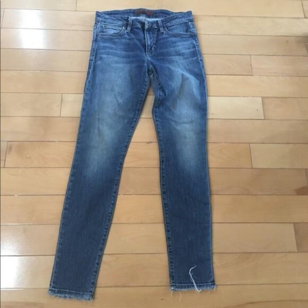 Joe’s stretch skinny jeans